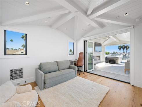 123  44th   Street, Newport Beach, CA