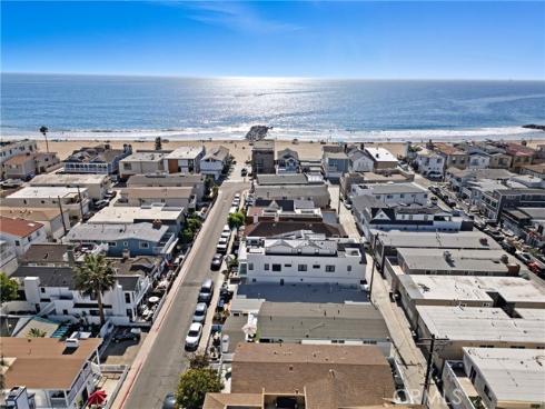 123  44th   Street, Newport Beach, CA
