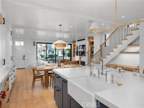 123  44th   Street, Newport Beach, CA