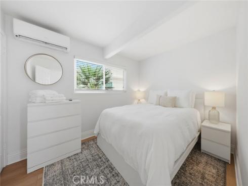 2202 W Oceanfront  , Newport Beach, CA