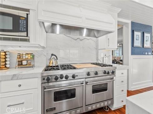 2401  Clay  , Newport Beach, CA