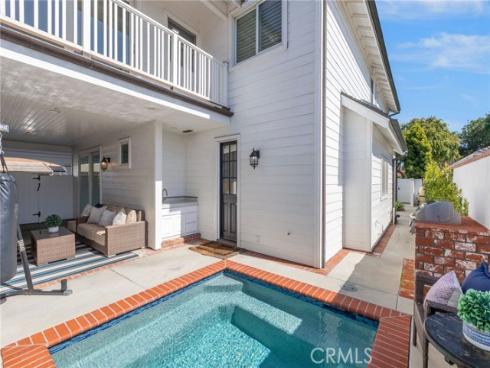 2401  Clay  , Newport Beach, CA