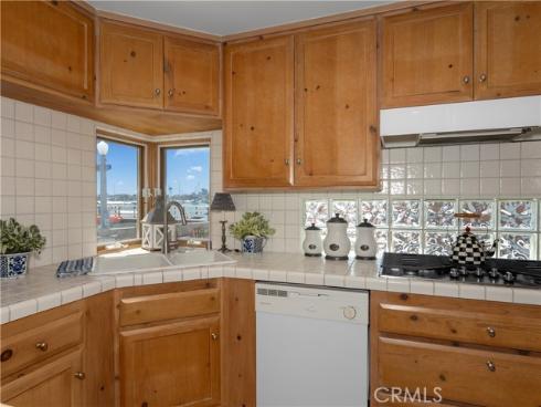 300 S Bay Front  , Newport Beach, CA