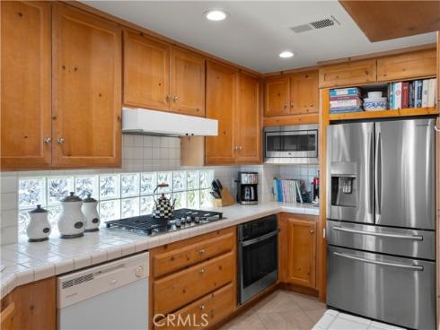 300 S Bay Front  , Newport Beach, CA