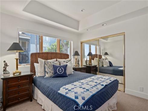 300 S Bay Front  , Newport Beach, CA