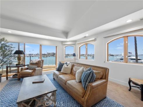 300 S Bay Front  , Newport Beach, CA