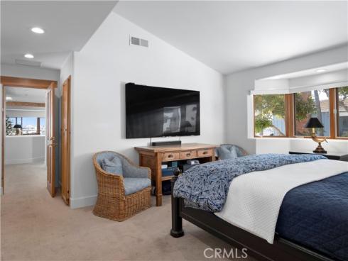 300 S Bay Front  , Newport Beach, CA
