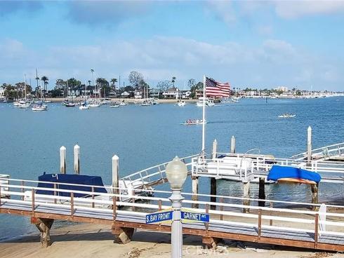 300 S Bay Front  , Newport Beach, CA