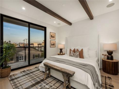 3601  Lake Avenue  , Newport Beach, CA