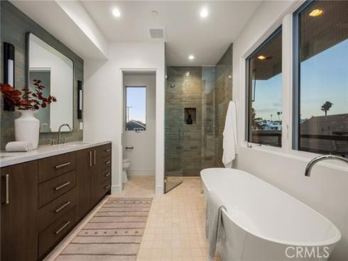 3601  Lake Avenue  , Newport Beach, CA