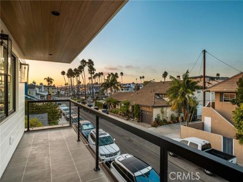 3601  Lake Avenue  , Newport Beach, CA