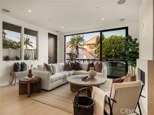 3601  Lake Avenue  , Newport Beach, CA
