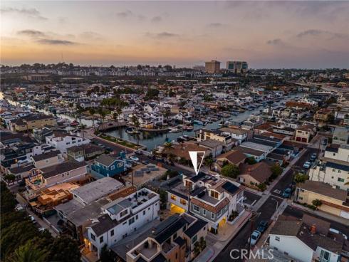 3601  Lake Avenue  , Newport Beach, CA
