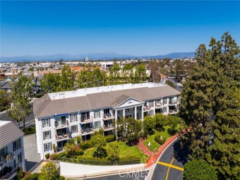 300  Cagney  101  Lane, Newport Beach, CA