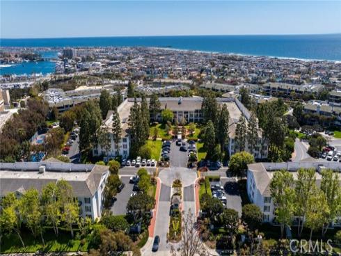 300  Cagney  101  Lane, Newport Beach, CA