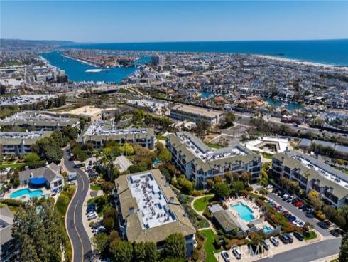 300  Cagney  101  Lane, Newport Beach, CA