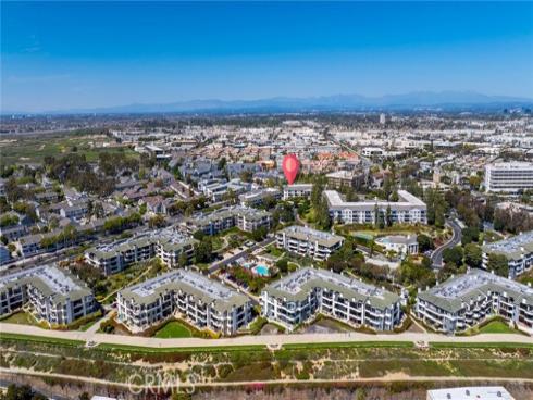 300  Cagney  101  Lane, Newport Beach, CA