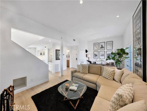811 W 15th 2B , Newport Beach, CA