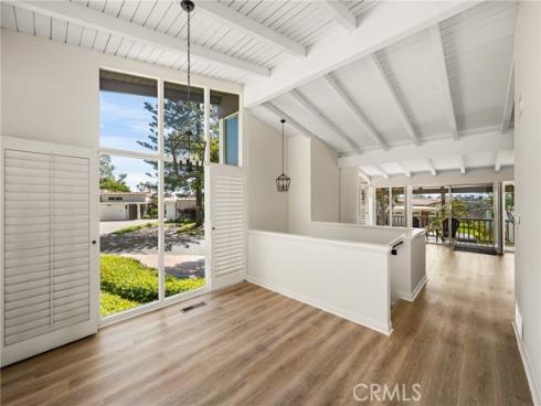 2108  Vista Entrada  , Newport Beach, CA