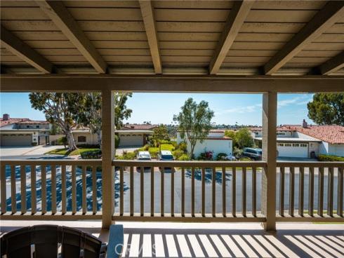 2108  Vista Entrada  , Newport Beach, CA