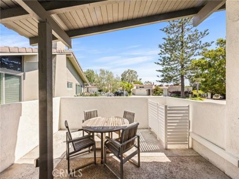 2108  Vista Entrada  , Newport Beach, CA