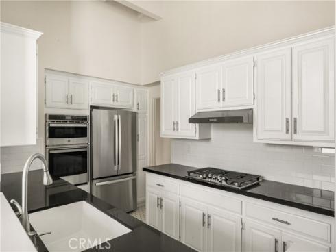 2108  Vista Entrada  , Newport Beach, CA