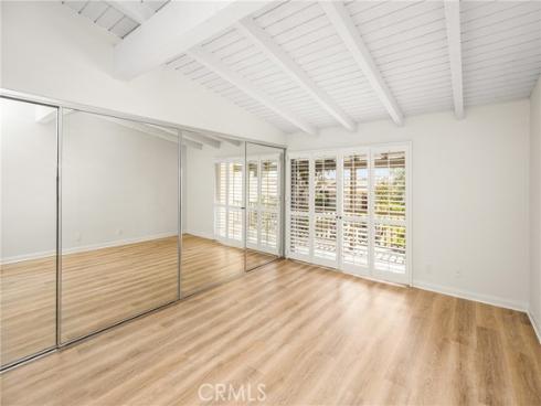 2108  Vista Entrada  , Newport Beach, CA