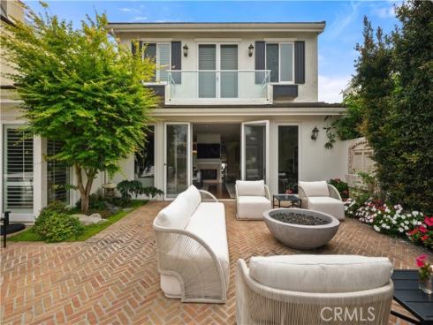 18  Rue Grand Vallee  , Newport Beach, CA