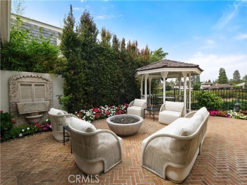 18  Rue Grand Vallee  , Newport Beach, CA
