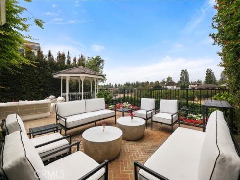 18  Rue Grand Vallee  , Newport Beach, CA
