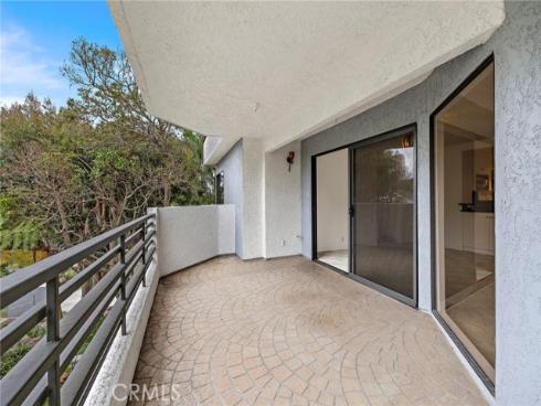 950  Cagney  201  Lane, Newport Beach, CA