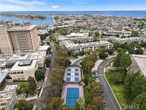950  Cagney  201  Lane, Newport Beach, CA