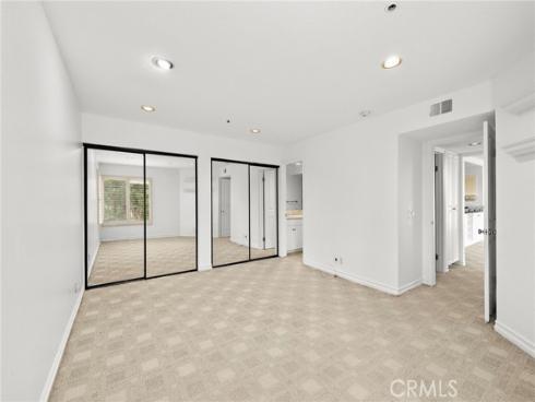950  Cagney  201  Lane, Newport Beach, CA