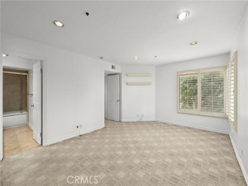 950  Cagney  201  Lane, Newport Beach, CA