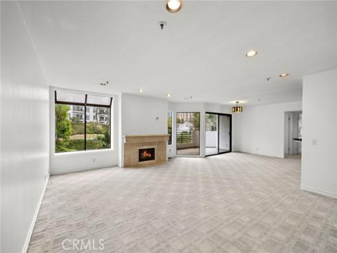 950  Cagney  201  Lane, Newport Beach, CA