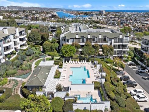 950 Cagney 201 Lane, Newport Beach, CA