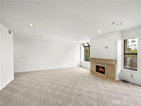 950  Cagney  201  Lane, Newport Beach, CA