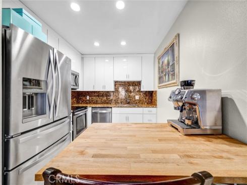 500  Cagney  217 , Newport Beach, CA