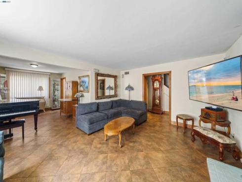 1622  Pegasus St  , Newport Beach, CA