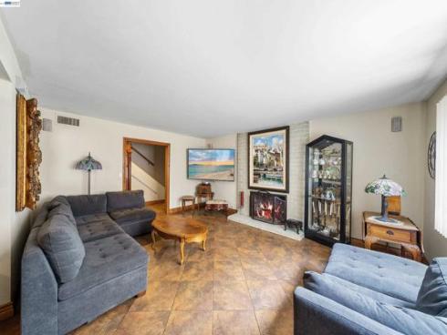 1622  Pegasus St  , Newport Beach, CA