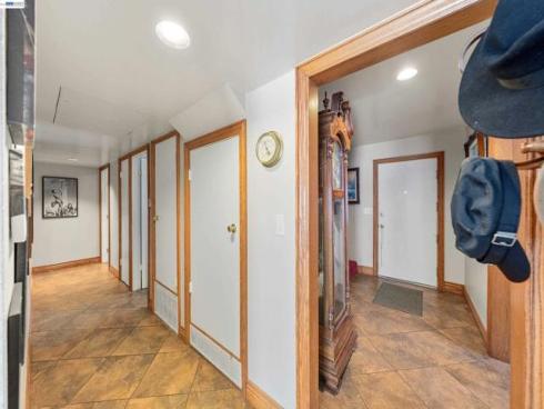 1622  Pegasus St  , Newport Beach, CA