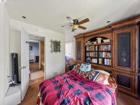 1622  Pegasus St  , Newport Beach, CA