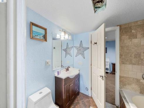 1622  Pegasus St  , Newport Beach, CA