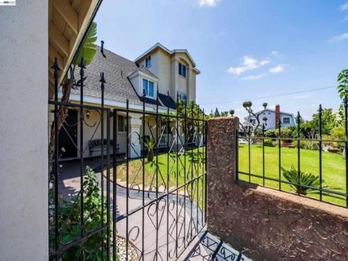 1622  Pegasus St  , Newport Beach, CA