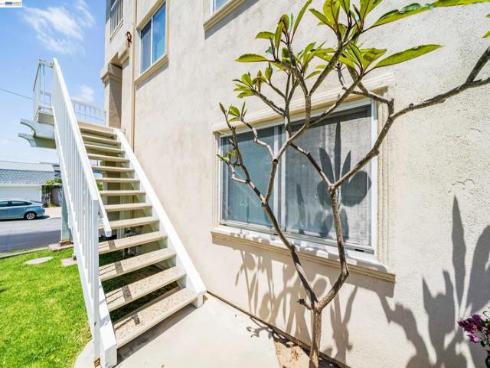 1622  Pegasus St  , Newport Beach, CA