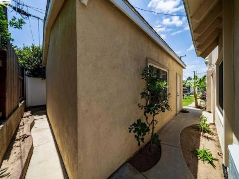 1622  Pegasus St  , Newport Beach, CA