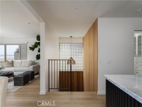 6704 W Oceanfront  , Newport Beach, CA