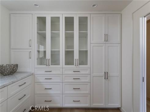 6704 W Oceanfront  , Newport Beach, CA