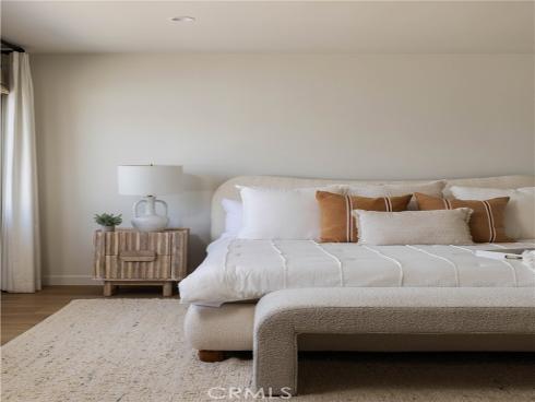 6704 W Oceanfront  , Newport Beach, CA