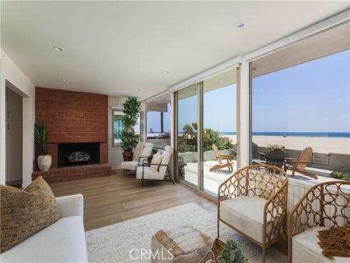 6704 W Oceanfront  , Newport Beach, CA